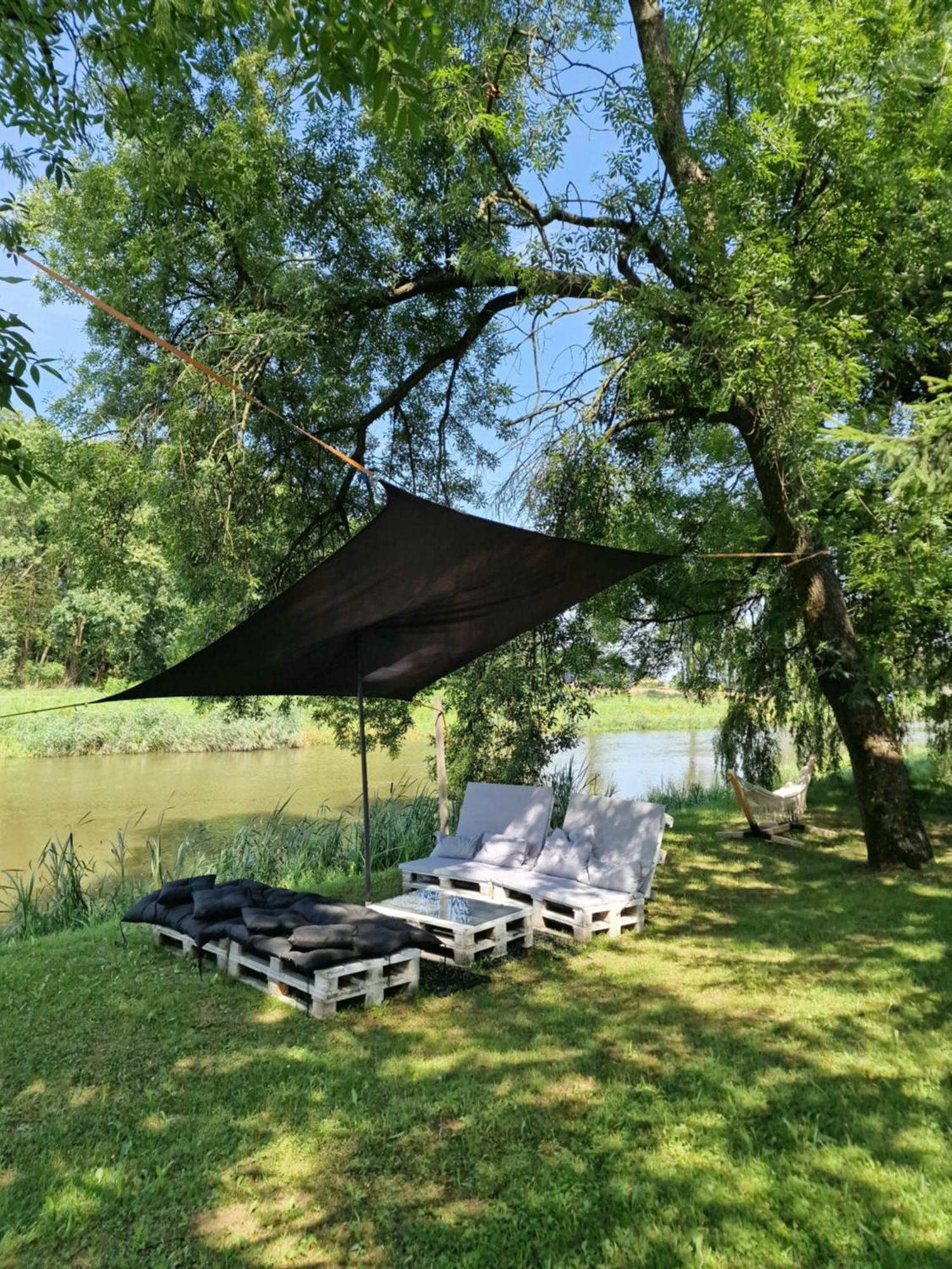 Noclegi Nad Woda Brzeznica  Exteriér fotografie